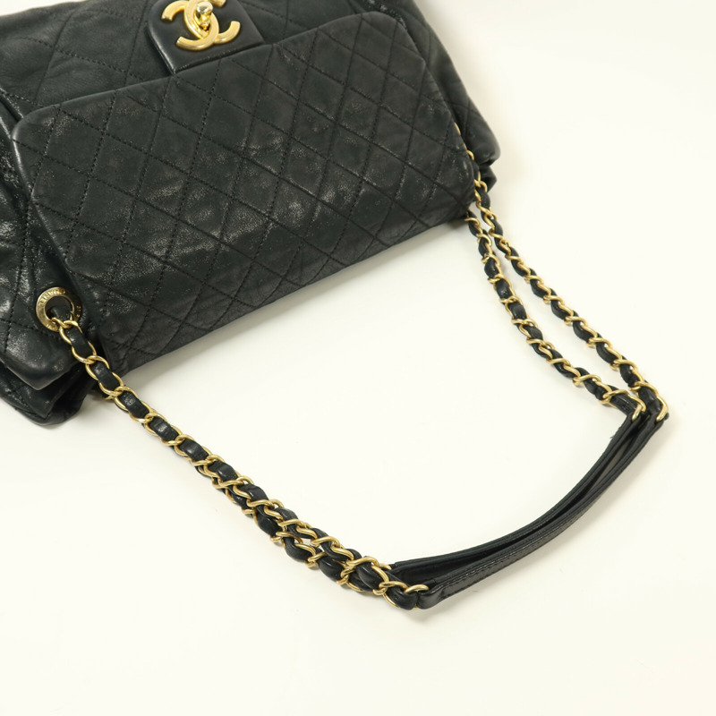 CHANEL 牛皮皮革Chain Shoulder金扣鏈帶肩背袋-7