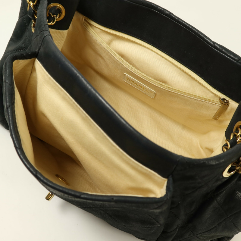 CHANEL 牛皮皮革Chain Shoulder金扣鏈帶肩背袋-15