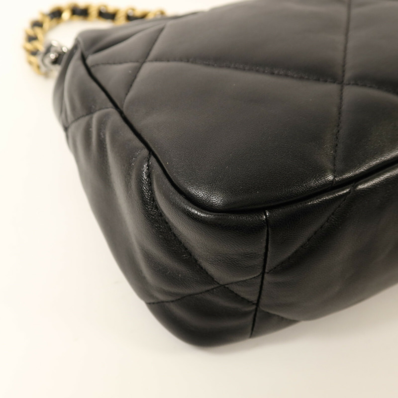 CHANEL 羊皮皮革C19 Small鏈帶肩背袋-11