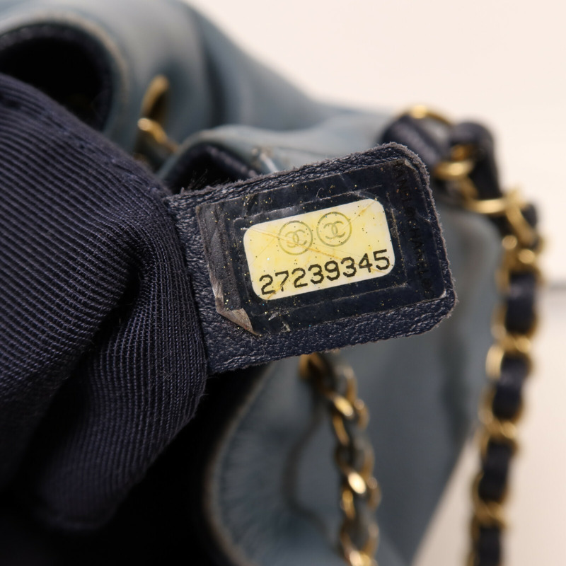 CHANEL 羊皮皮革Chain Shoulder金扣鏈帶肩背袋-6