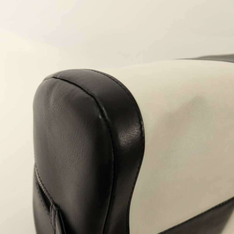 CHANEL 羊皮皮革Boston Bag銀扣鏈帶手挽袋-13