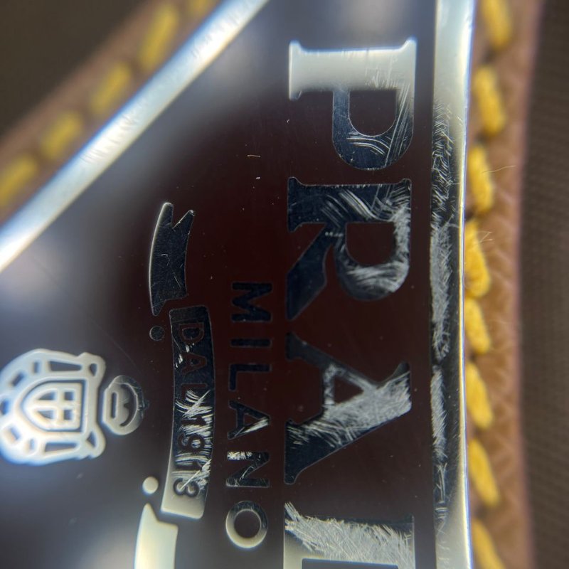 Prada 尼龍郵差包-5