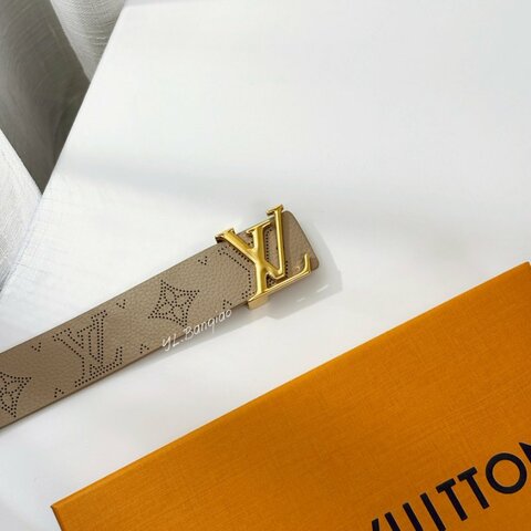 Y1978-LV Iconic Belt Mahina米色皮帶