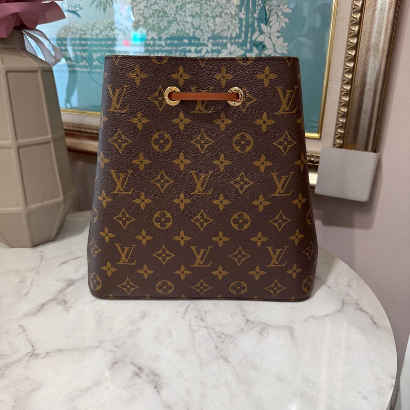 LV 原花拼咖皮邊NeoNeo MM金釦束口肩斜背水桶包M44887-1