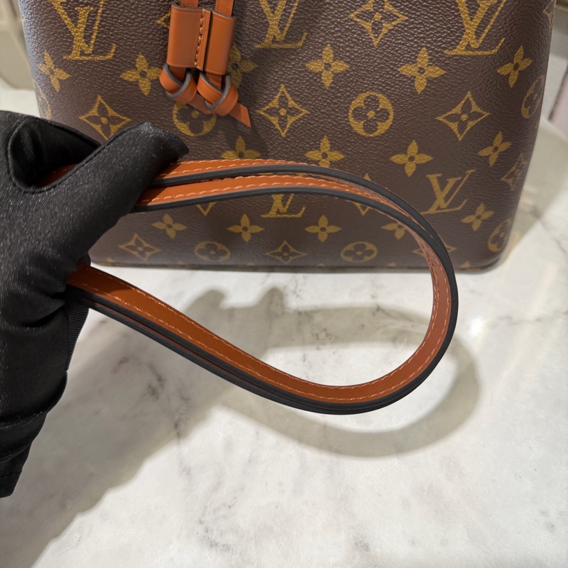 LV 原花拼咖皮邊NeoNeo MM金釦束口肩斜背水桶包M44887-9