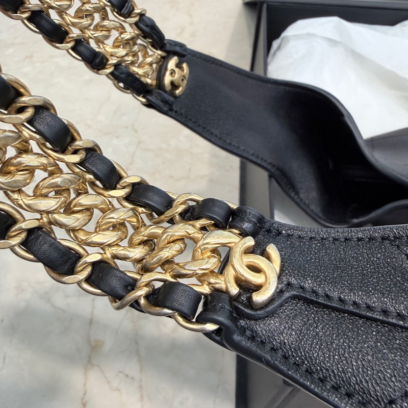 Chanel✨2025P黑色嬉皮小號hobo 包肩背包-9