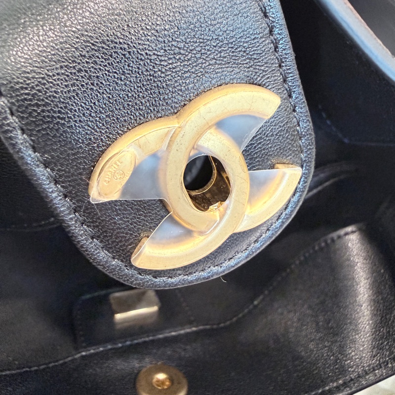 Chanel✨2025P黑色嬉皮小號hobo 包肩背包-10