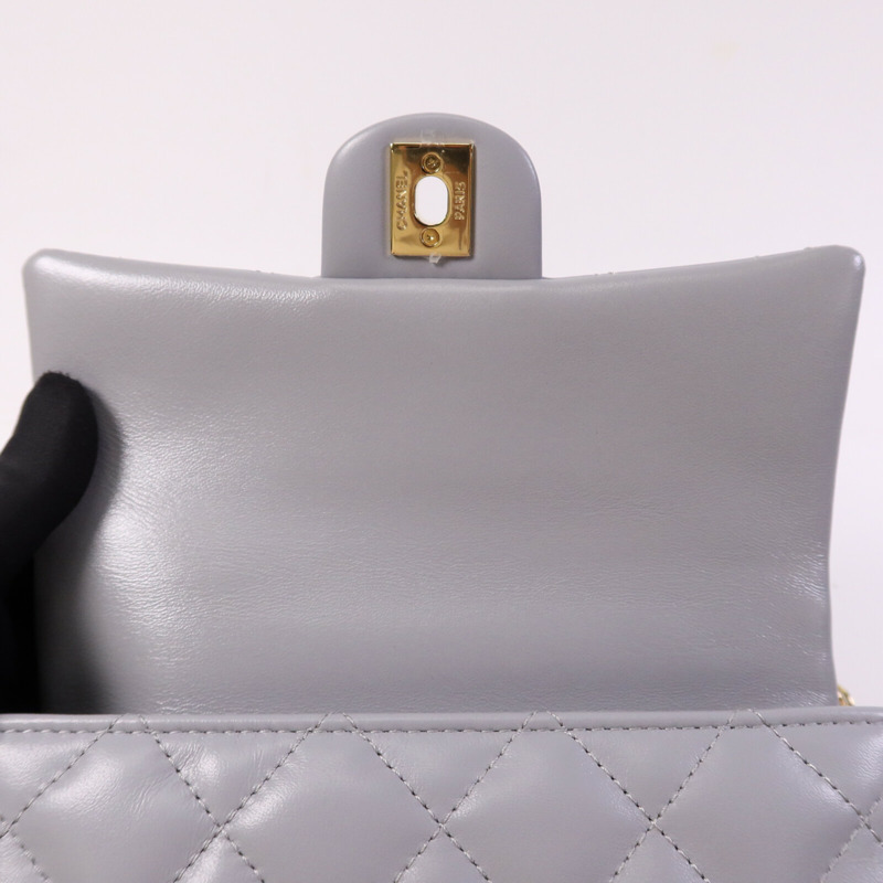 CHANEL 羊皮皮革Chain Shoulder金扣手挽肩背兩用袋-15