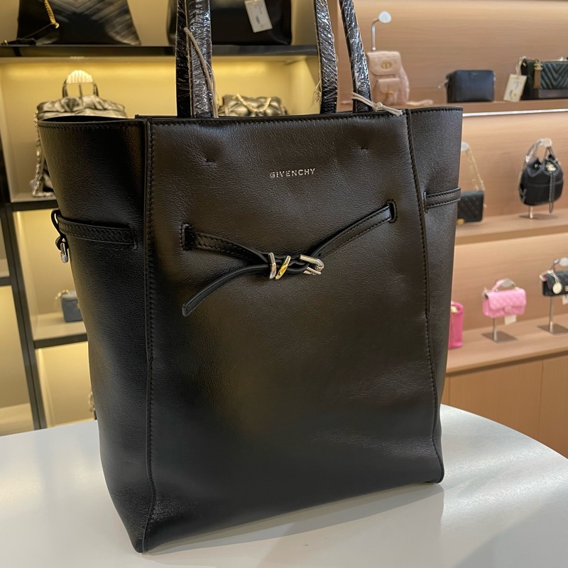 Givenchy 纪梵希 VOYOU Tote，黑色托特包，可以手提可以腋下，秦岚同款 下單請咨詢獲取更多細節-9