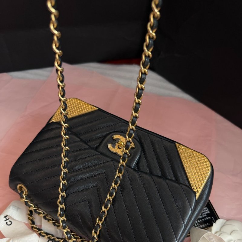 閒置新 香奈兒/Chanel 宮廷重工繫列CF黑金V紋牛皮大Mini 鏈條包-8