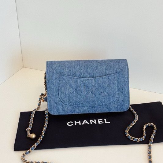 近新品 香奈兒/Chanel 牛仔金球淺單寧Woc鏈條包 芯片款-1
