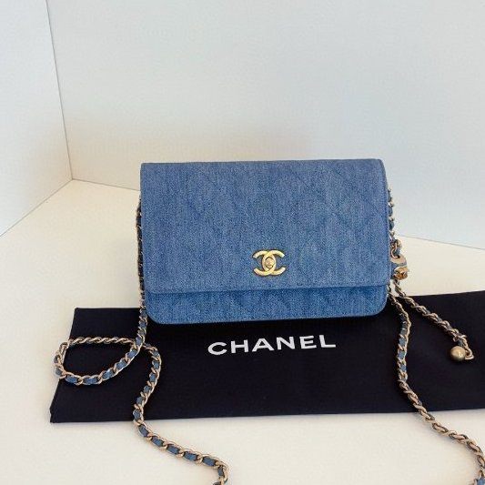 近新品 香奈兒/Chanel 牛仔金球淺單寧Woc鏈條包 芯片款-5