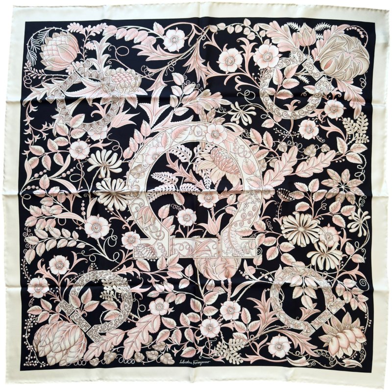 SALVATORE FERRAGAMO 絲巾-1