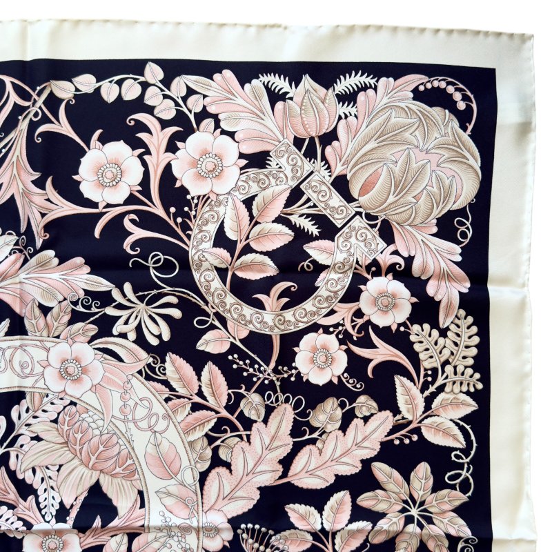 SALVATORE FERRAGAMO 絲巾-4