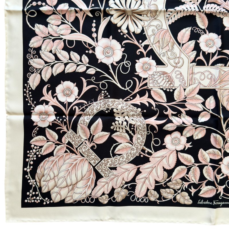 SALVATORE FERRAGAMO 絲巾-5