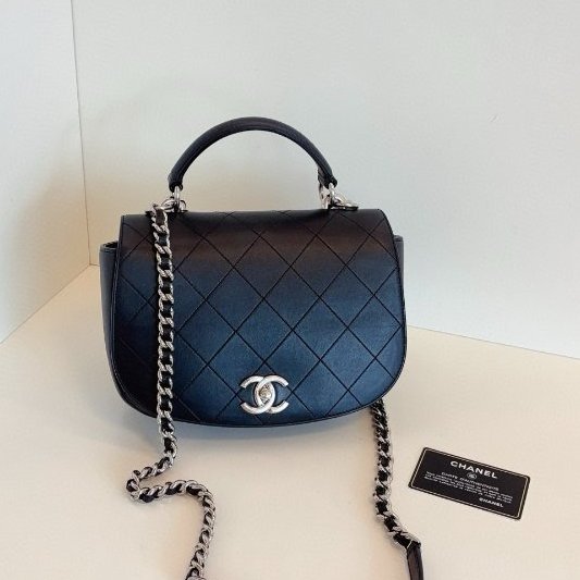 香奈兒/Chanel 黑銀牛皮菱格郵差馬鞍包 手提+皮穿鏈條-0