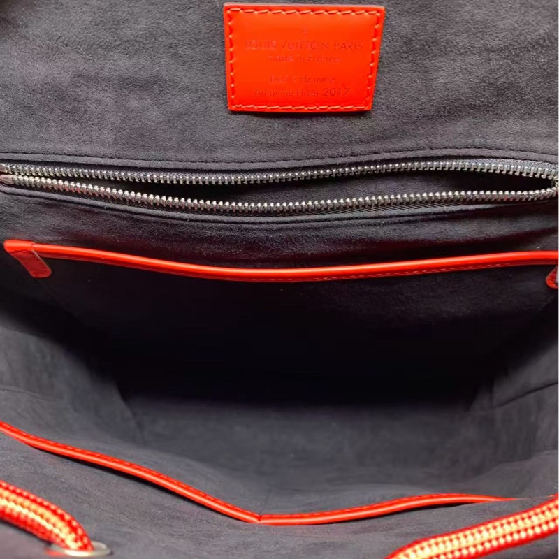 Louis Vuitton路易威登 supreme 聯名雙肩包，陳冠希同款，一包難求-4