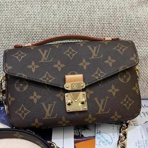 路易威登/Louis Vuitton Metis East west 老花橫版小郵差包