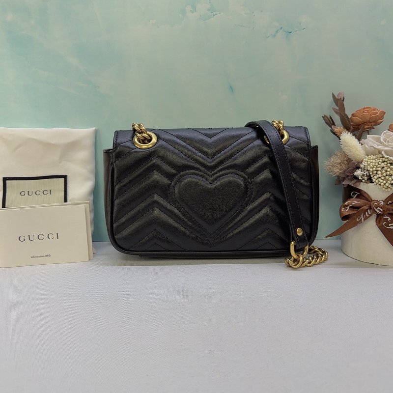 GUCCI GG Marmont小型皮革肩背包-1