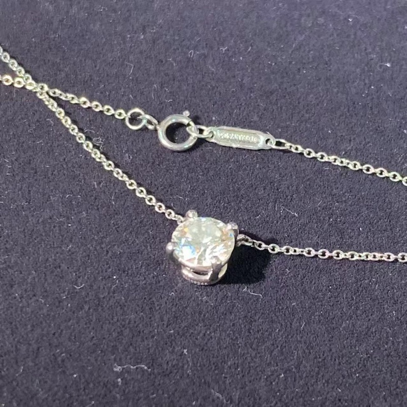 Tiffany1克拉圓形鑽石白金項鍊，主鑽1.15克拉，顏色J，vs2-6