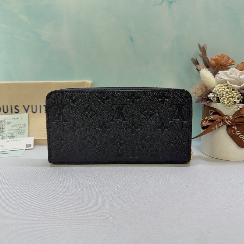 LV Empreinte牛皮壓紋拉鍊長夾-0