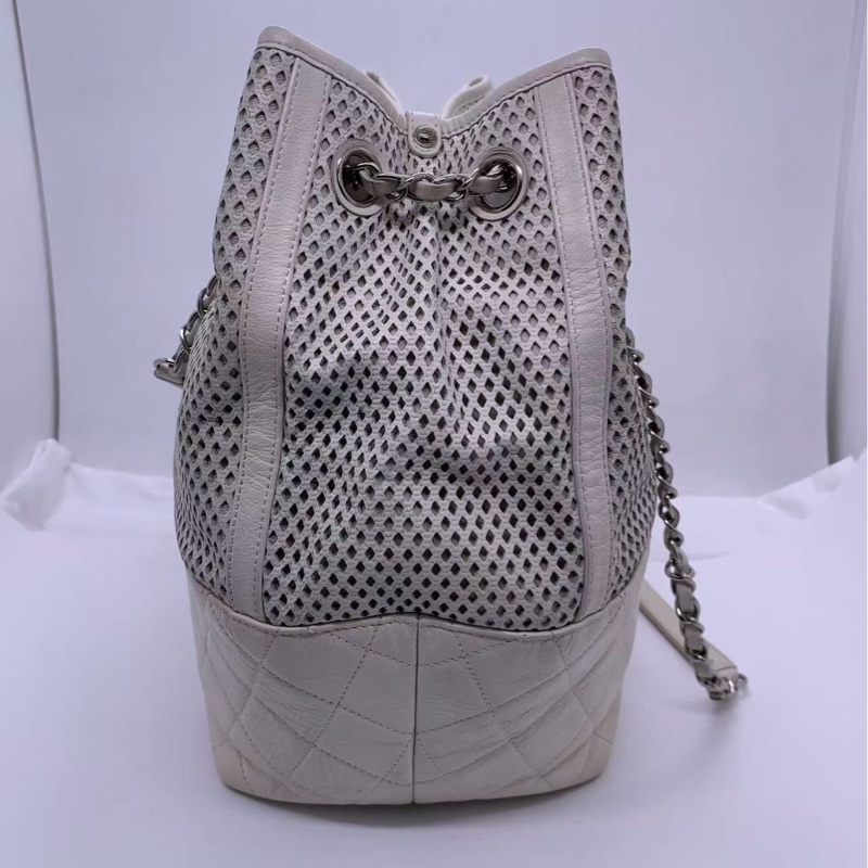 二手Chanel香奈兒白色網格拼皮購物袋 17開 ，邊角有輕微磨損，包身有輕微發黑，五金有划痕氧化，內里有點髒-2