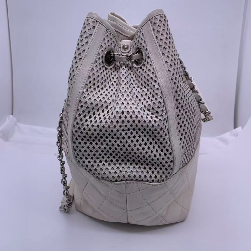 二手Chanel香奈兒白色網格拼皮購物袋 17開 ，邊角有輕微磨損，包身有輕微發黑，五金有划痕氧化，內里有點髒-3
