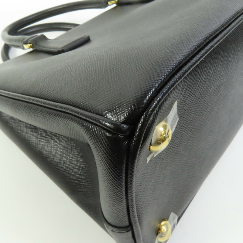 PRADA Saffiano皮革2Way Bag金扣手挽肩背兩用袋-16