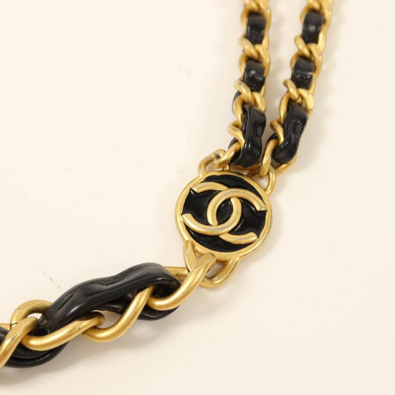 CHANEL 牛皮皮革Chain Shoulder金扣鏈帶肩背袋-10