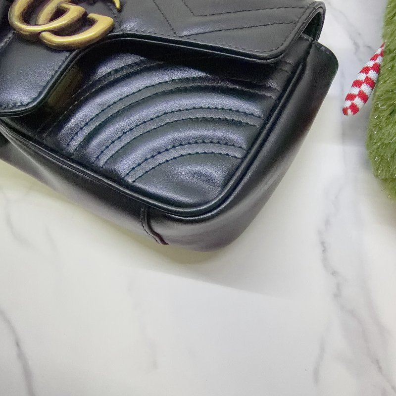 GUCCI 雙G Marmont小型肩背包-9