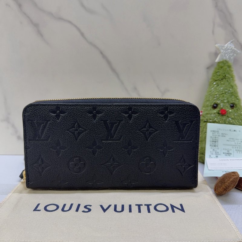 LV Empreinte牛皮壓紋拉鍊長夾-1