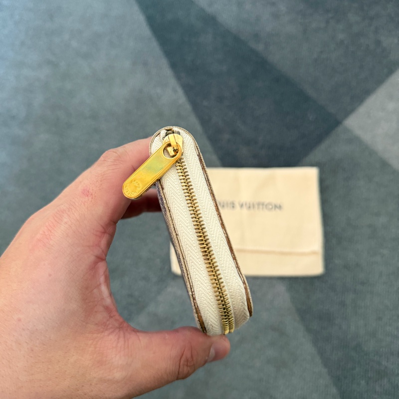 Lv白色棋盤格零錢包-2