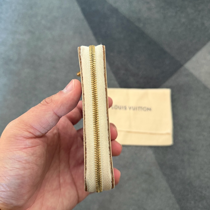 Lv白色棋盤格零錢包-3