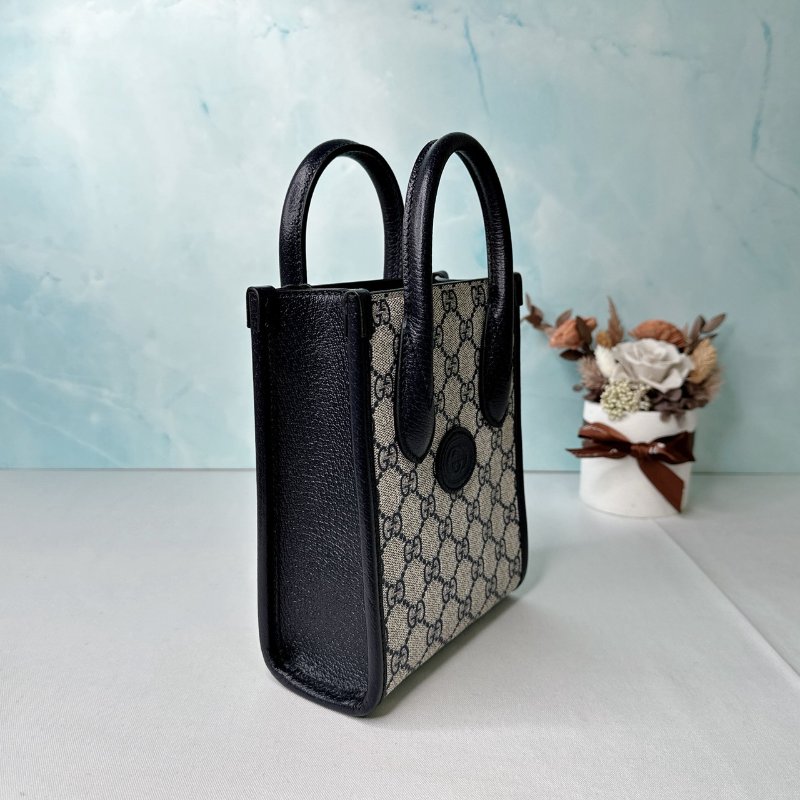 GUCCI 全新mini深藍色琴譜小包-3