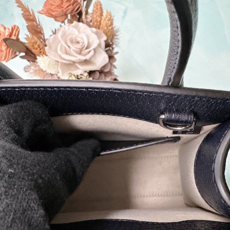 GUCCI 全新mini深藍色琴譜小包-5