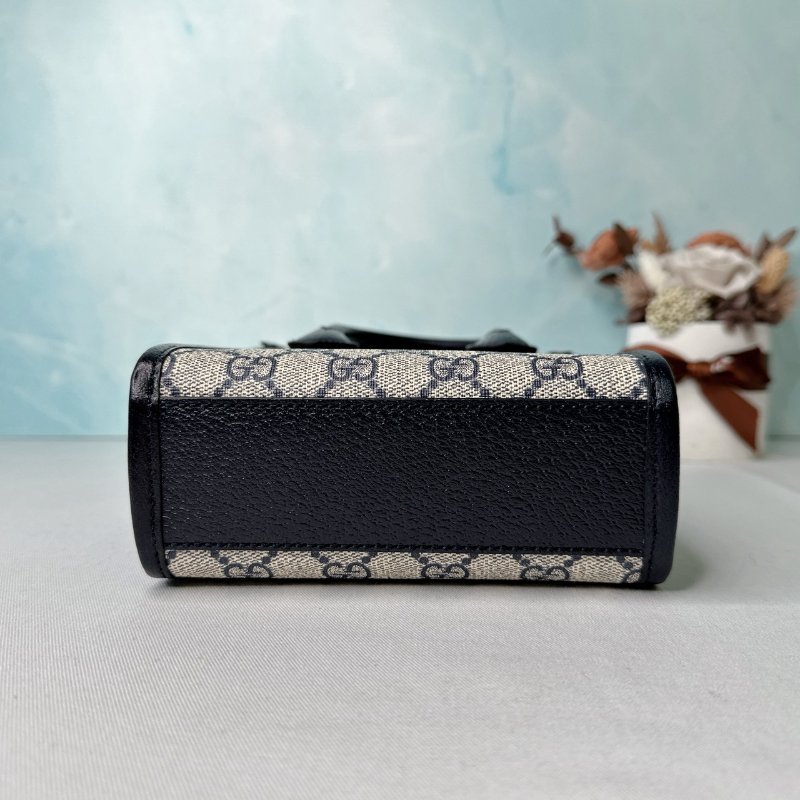 GUCCI 全新mini深藍色琴譜小包-7