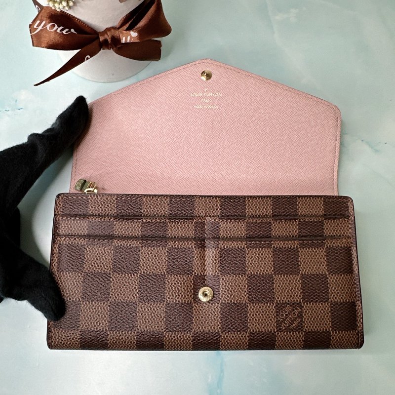 LV Sarah棋盤格長夾-4