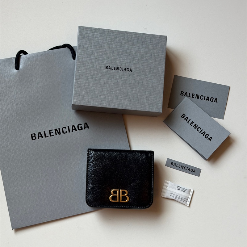 914intheair精品代購『全新閒置』balenciaga巴黎世家bblogo黑色牛皮對開短夾皮夾-2