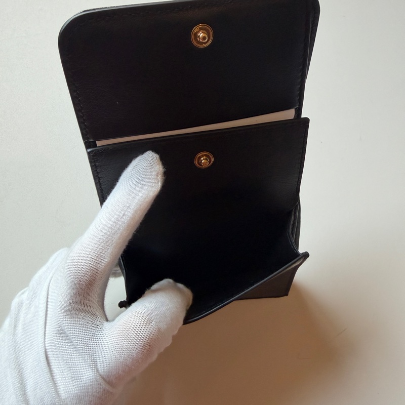 914intheair精品代購『全新閒置』balenciaga巴黎世家bblogo黑色牛皮對開短夾皮夾-6