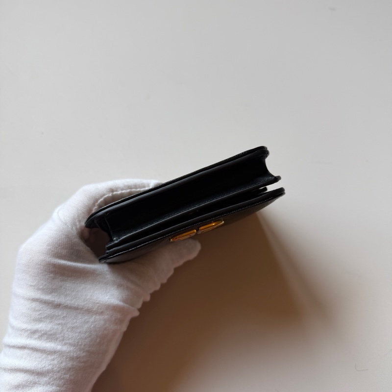 914intheair精品代購『全新閒置』balenciaga巴黎世家bblogo黑色牛皮對開短夾皮夾-11