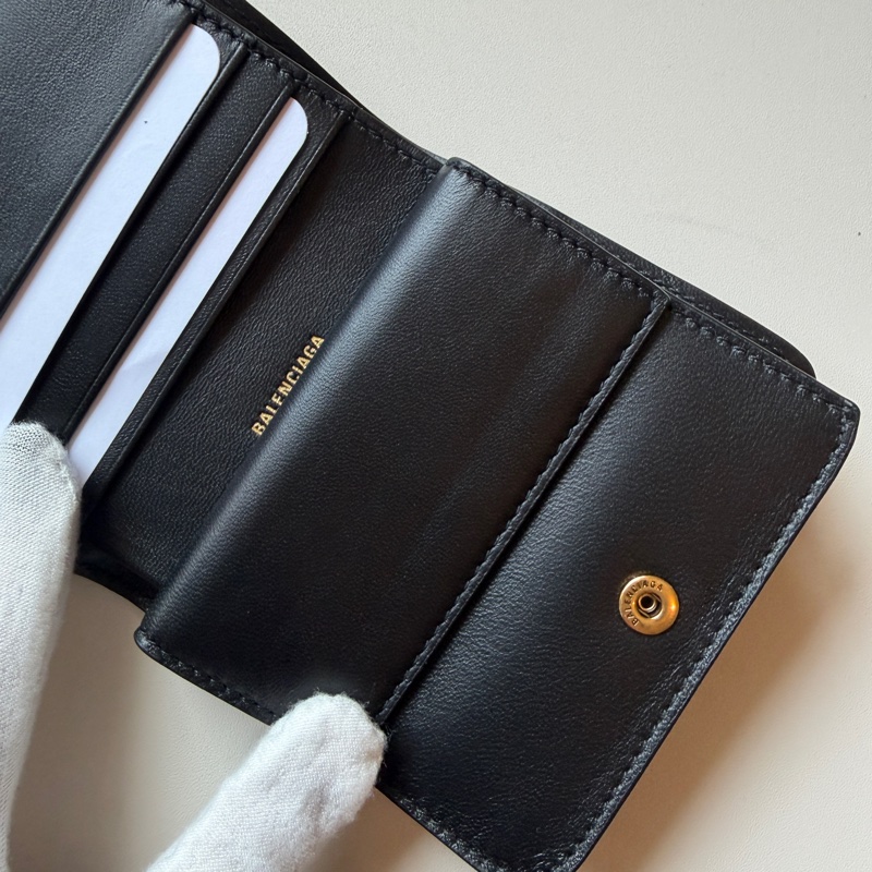 914intheair精品代購『全新閒置』balenciaga巴黎世家bblogo黑色牛皮對開短夾皮夾-17