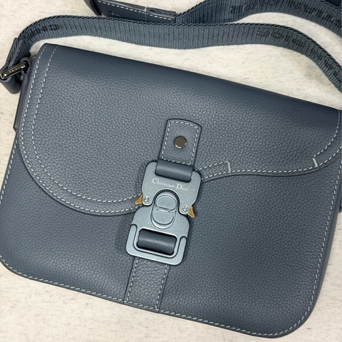 Dior Saddle馬鞍郵差包 2025灰藍色
