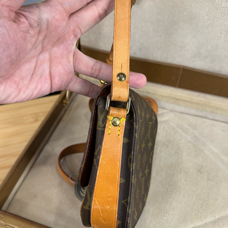 上架中🔑Louis Vuitton 老花小款方形馬蹄包-11