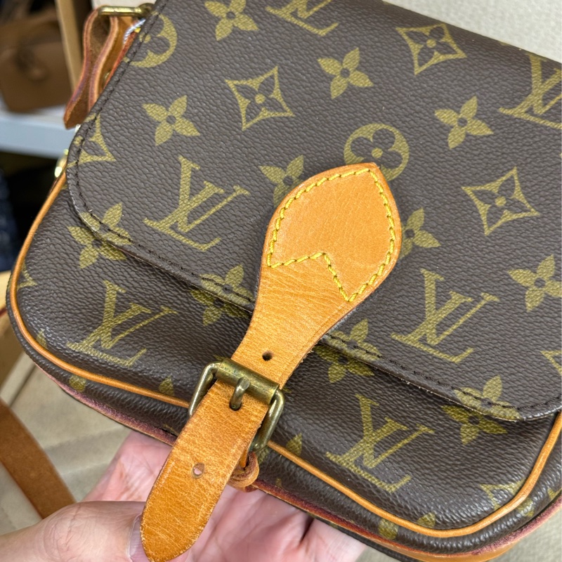 上架中🔑Louis Vuitton 老花小款方形馬蹄包-14