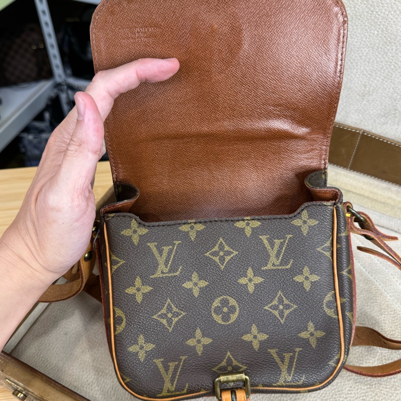 上架中🔑Louis Vuitton 老花小款方形馬蹄包-15
