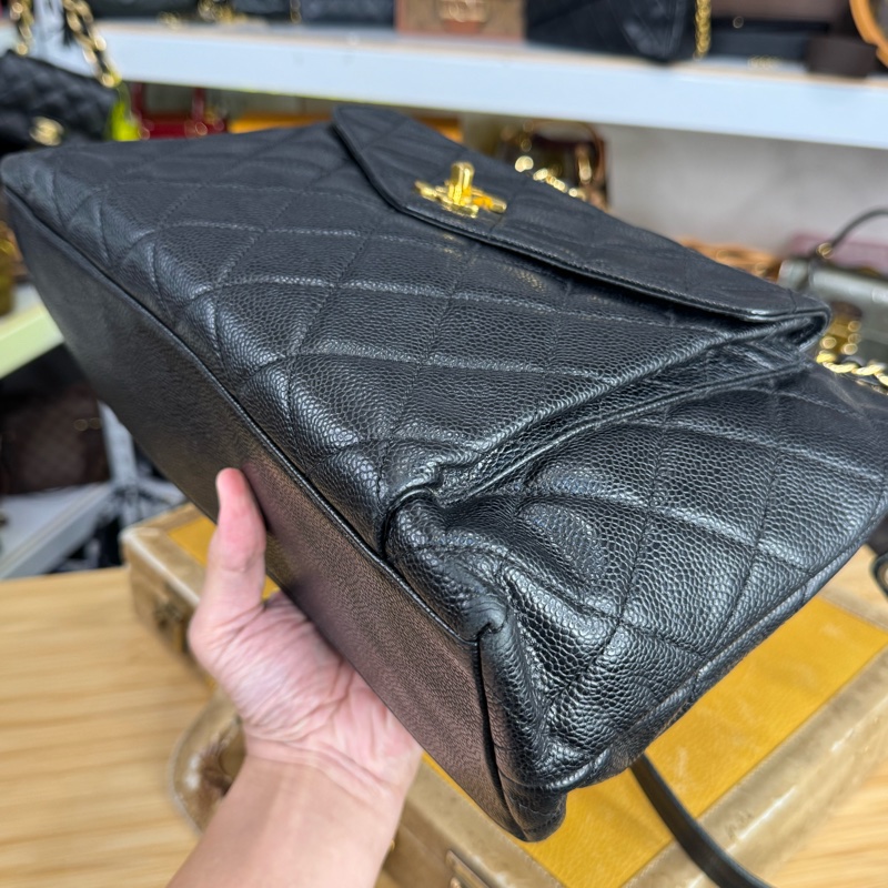 上架中🔑Chanel 黑荔枝紋信封托特包/肩背包-4