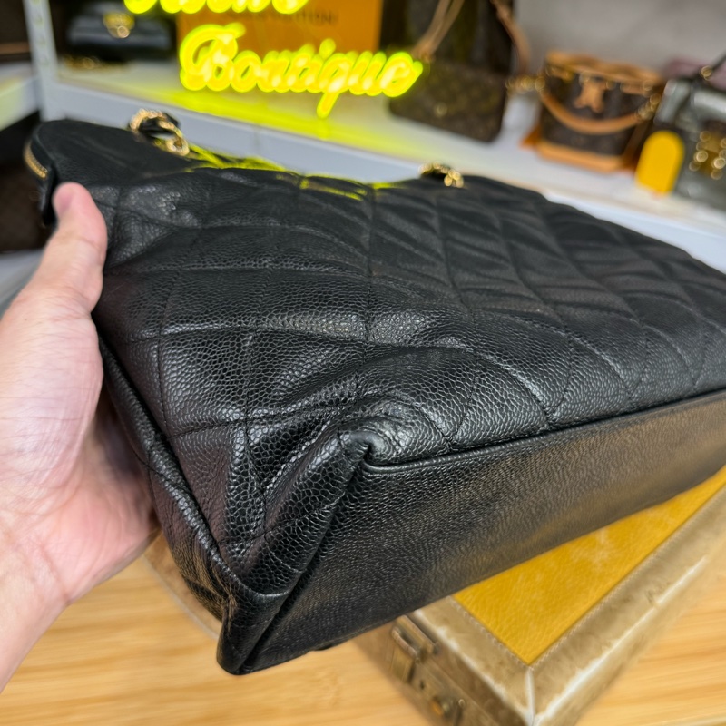 上架中🔑Chanel 黑荔枝紋信封托特包/肩背包-9