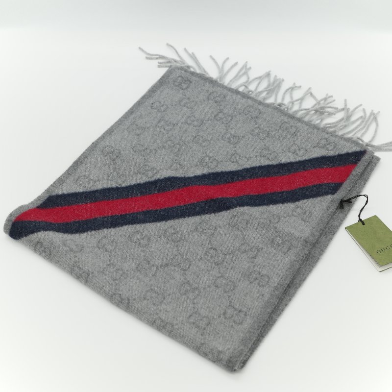 （閒置品♥️吊牌紙袋有）Gucci 古馳 GG logo 灰色 羊毛 流蘇圍巾-4