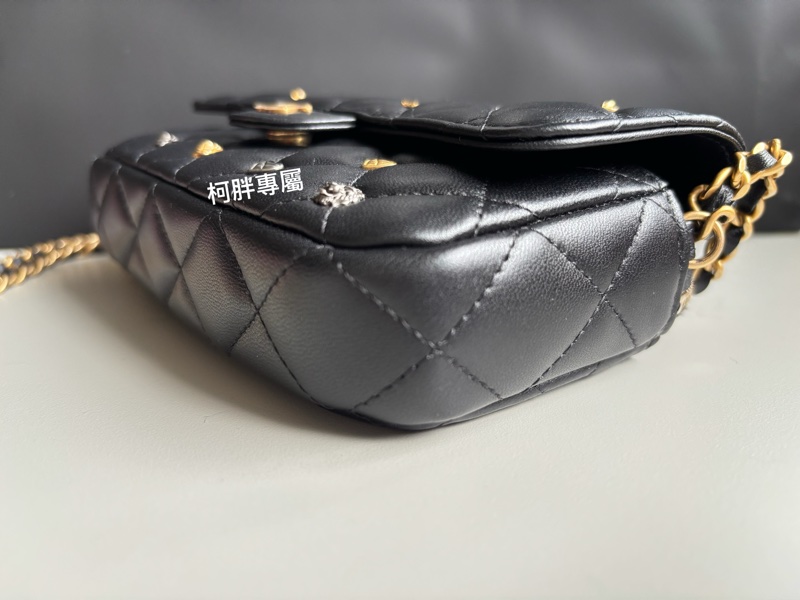 Chanel 限量徽章款 雙層 WOC 二合一鏈條包 發財包-7