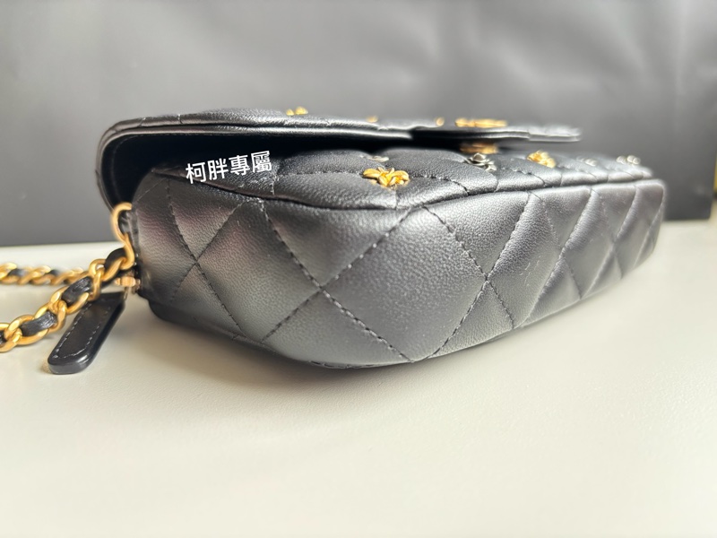 Chanel 限量徽章款 雙層 WOC 二合一鏈條包 發財包-8